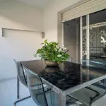 Beautiful Apartment In Fuengirola With Wifi *